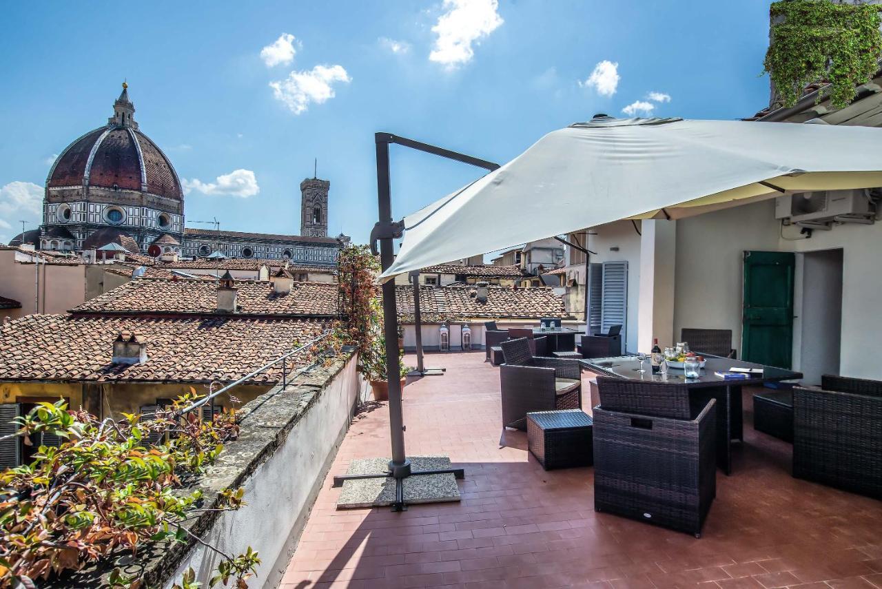 Penthouse With Big Terrace Duomo View Apartment Firenze Bagian luar foto